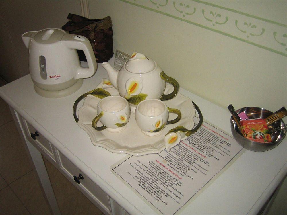 Chambre D'Hotes Domaine Le Castagne 오슈 외부 사진